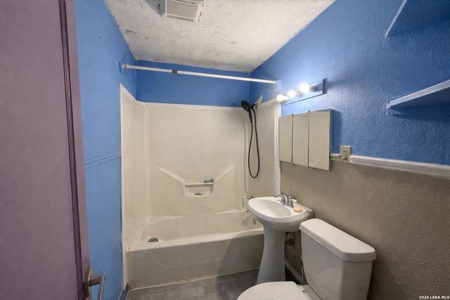 130 Tesla, San Antonio, TX 78228