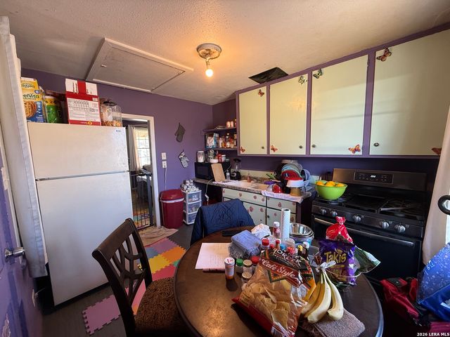 130 Tesla, San Antonio, TX 78228