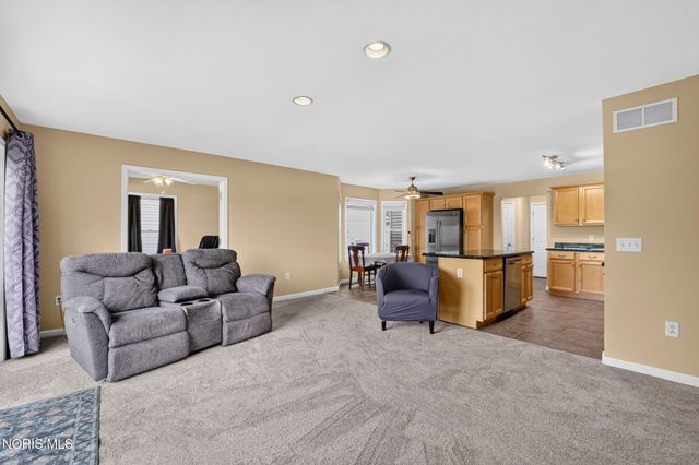 7018 Twin Lakes Road, Perrysburg, OH 43551