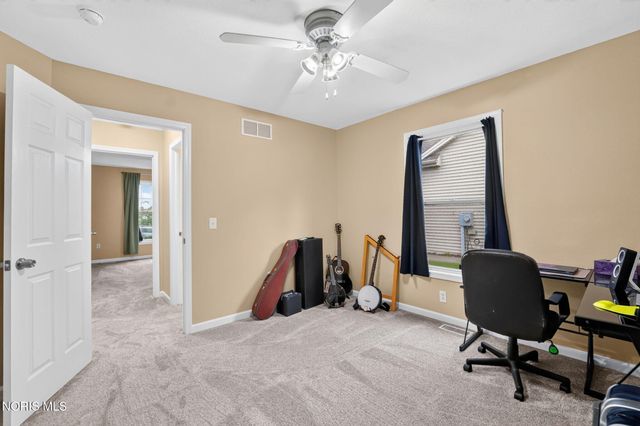 7018 Twin Lakes Road, Perrysburg, OH 43551