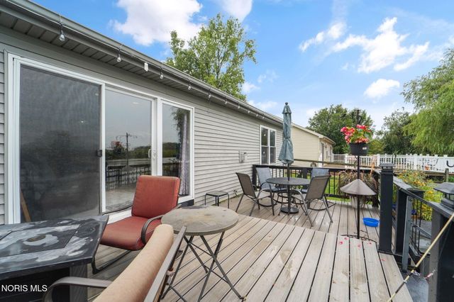 7018 Twin Lakes Road, Perrysburg, OH 43551