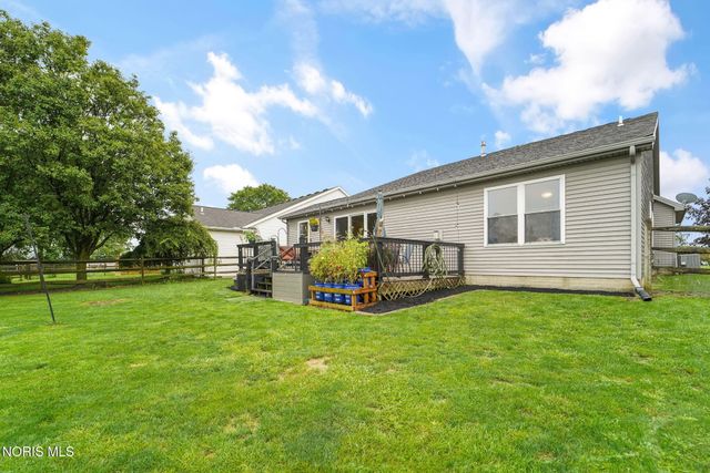7018 Twin Lakes Road, Perrysburg, OH 43551