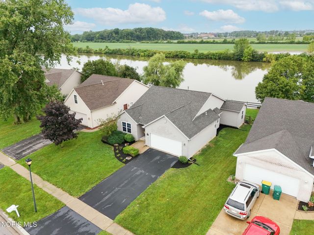 7018 Twin Lakes Road, Perrysburg, OH 43551