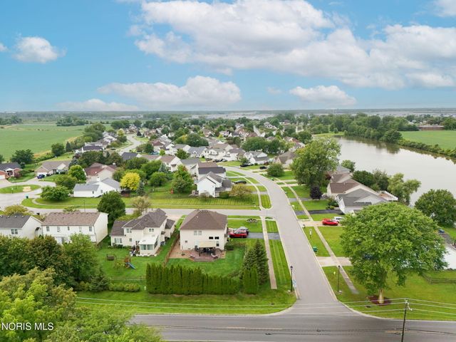 7018 Twin Lakes Road, Perrysburg, OH 43551