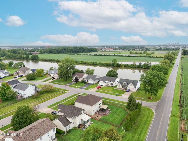 7018 Twin Lakes Road, Perrysburg, OH 43551