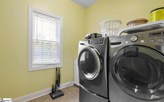 106 Allison Drive, Fountain Inn, SC 29644