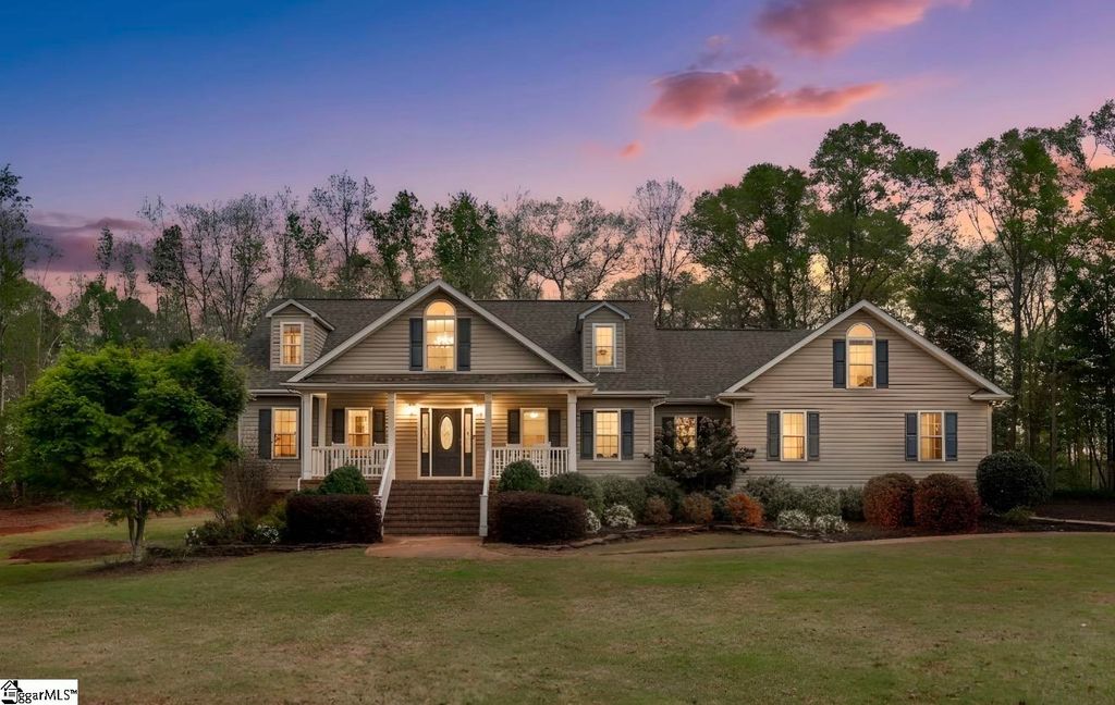 106 Allison Drive, Fountain Inn, SC 29644