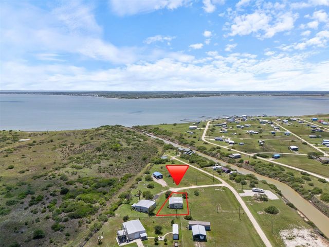 30 Eel Court, Palacios, TX 77465