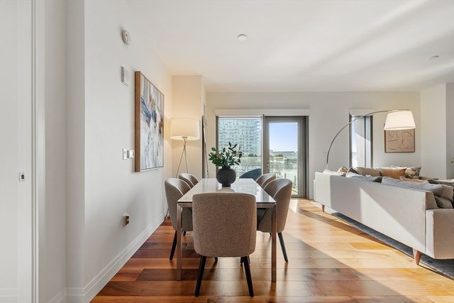 300 Pier 4 Blvd 3B, Boston, MA 02210