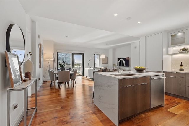 300 Pier 4 Blvd 3B, Boston, MA 02210