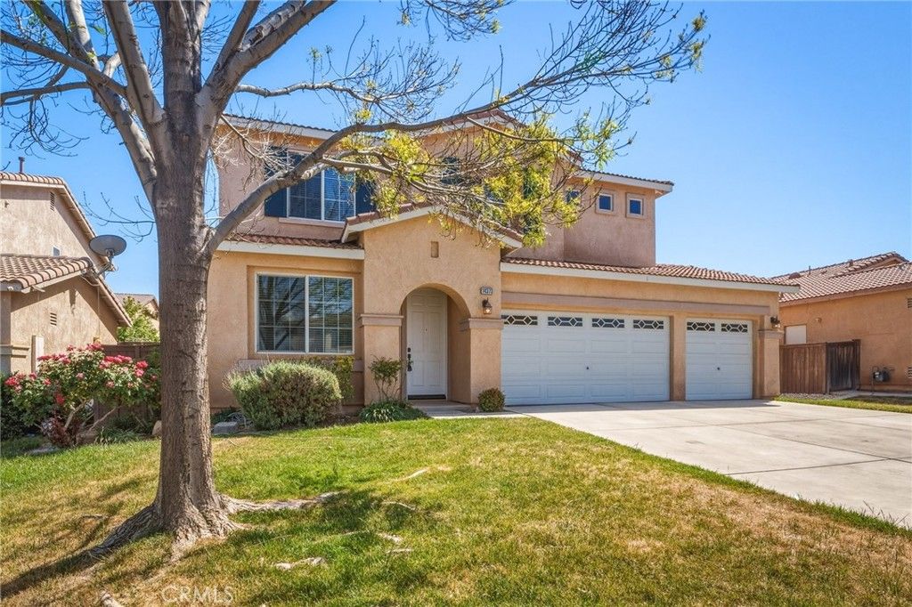 Image 2 of property listing at 14373 Silent Spring, Hesperia, CA 92344
