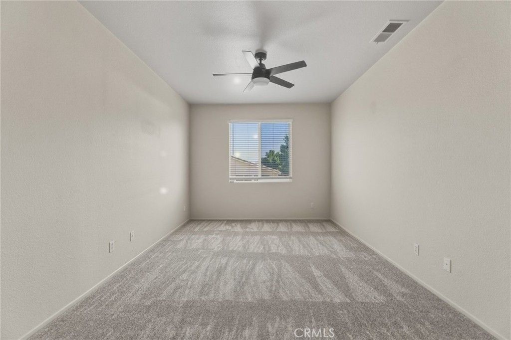 Image 21 of property listing at 14373 Silent Spring, Hesperia, CA 92344