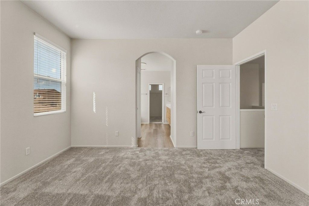 Image 26 of property listing at 14373 Silent Spring, Hesperia, CA 92344