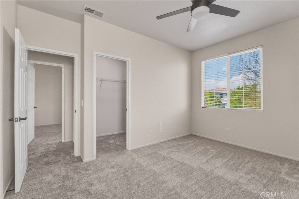 Image 36 of property listing at 14373 Silent Spring, Hesperia, CA 92344