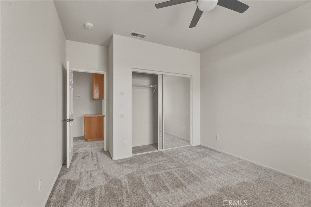 Image 38 of property listing at 14373 Silent Spring, Hesperia, CA 92344