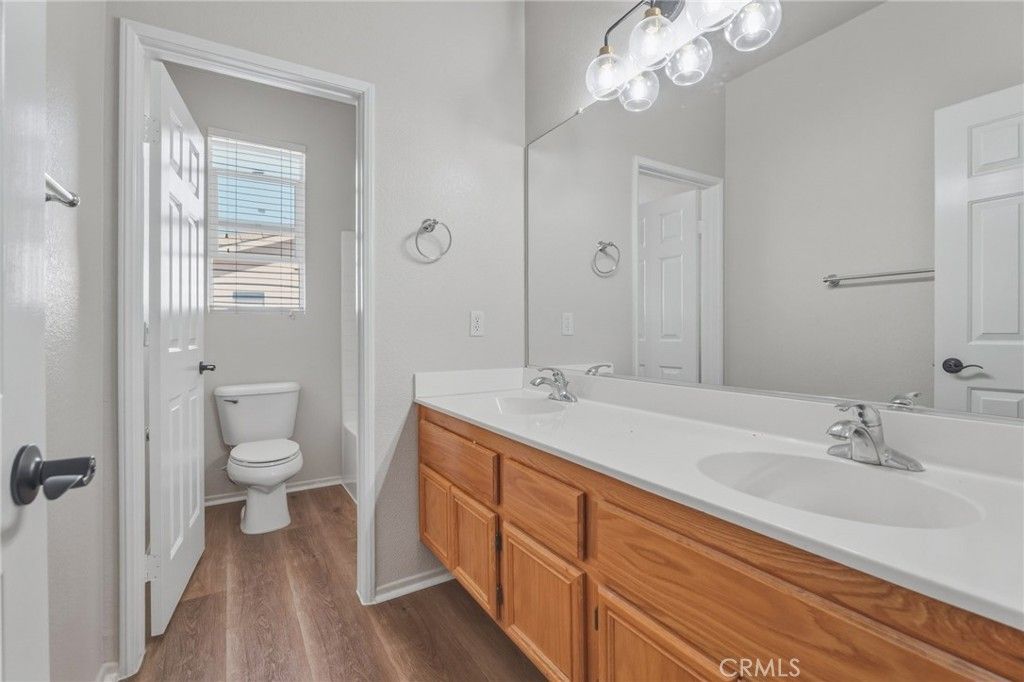Image 39 of property listing at 14373 Silent Spring, Hesperia, CA 92344