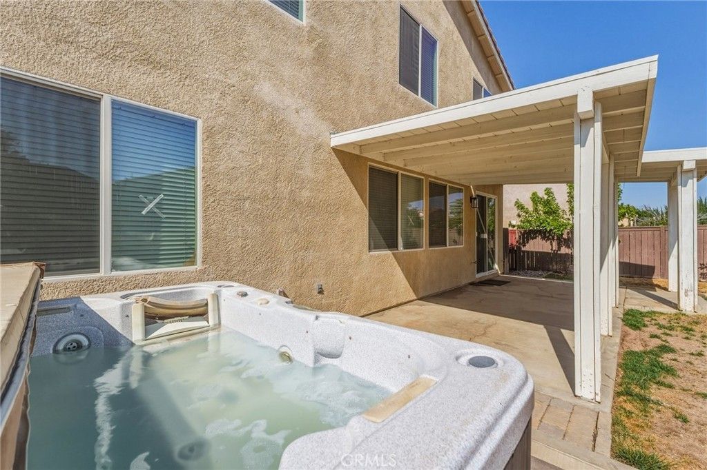Image 48 of property listing at 14373 Silent Spring, Hesperia, CA 92344
