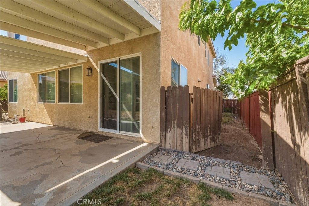 Image 49 of property listing at 14373 Silent Spring, Hesperia, CA 92344