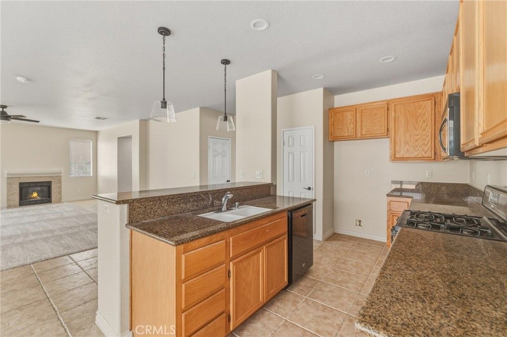 Image 8 of property listing at 14373 Silent Spring, Hesperia, CA 92344