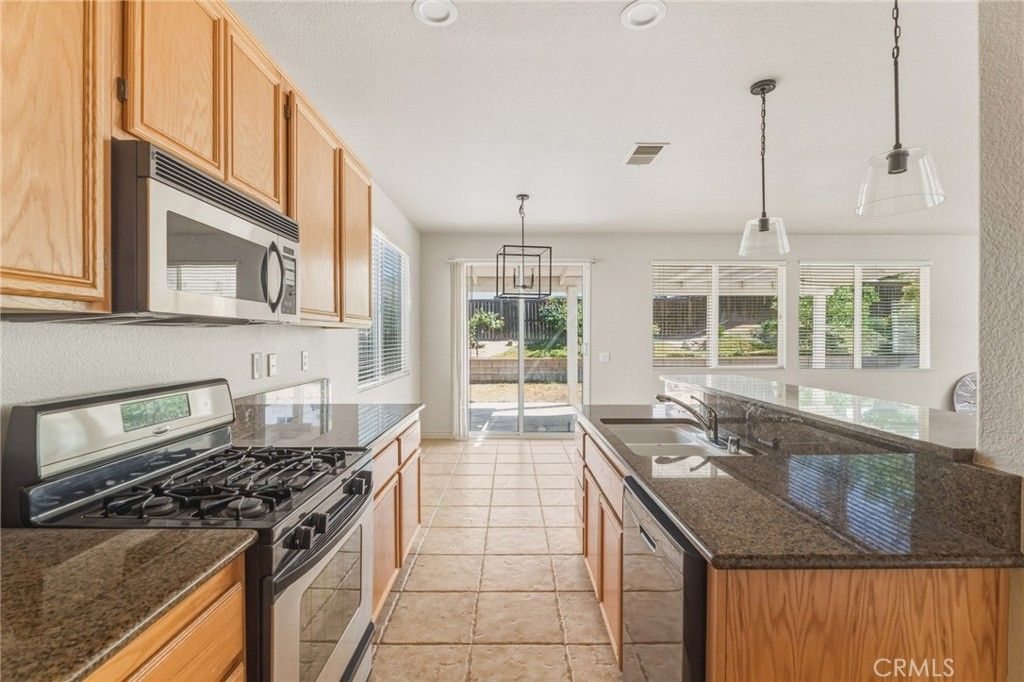 Image 9 of property listing at 14373 Silent Spring, Hesperia, CA 92344