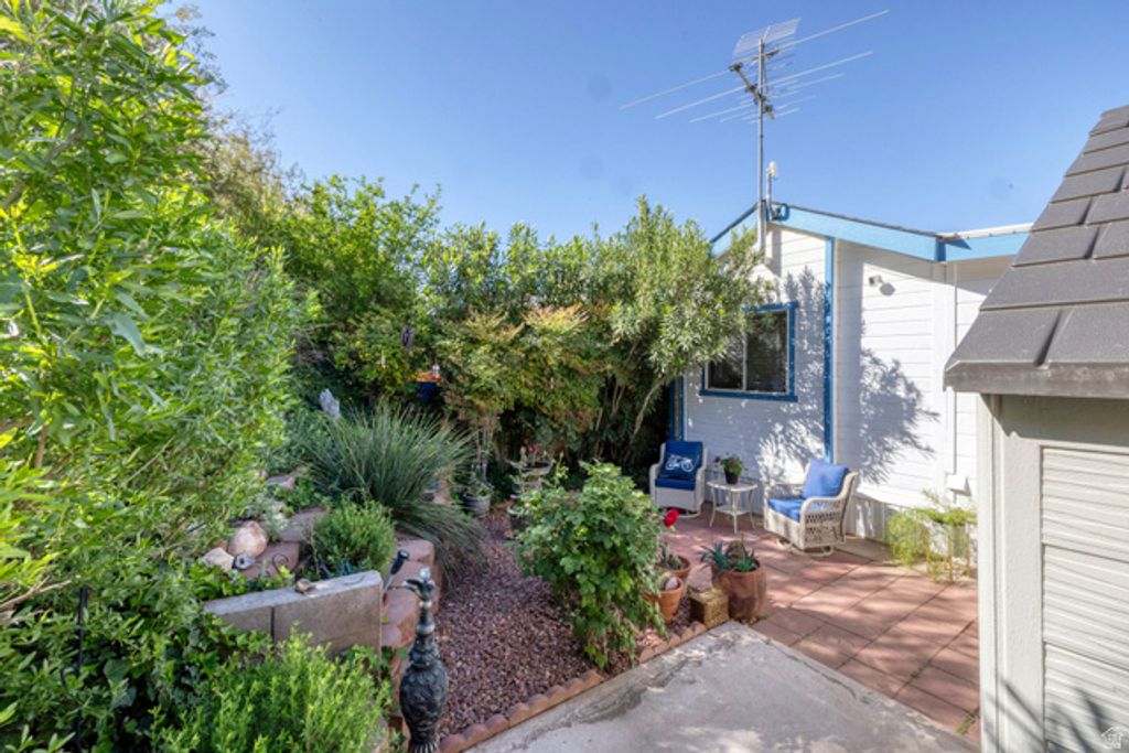 Image 20 of property listing at 2990 E RIVERSIDE DR #23, St. George, UT 84790