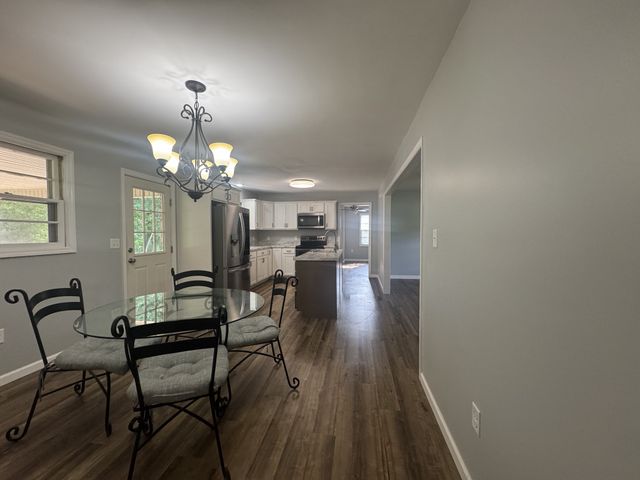 117 Sunset Dr, Waverly, TN 37185