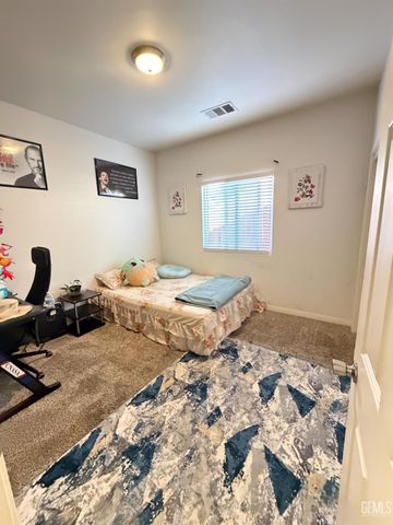 401 Paseo Mendocino, Delano, CA 93215