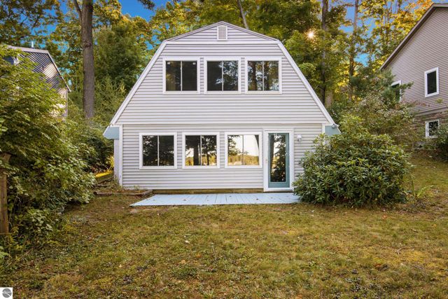 4032 Water View Drive, Grawn, MI 49637