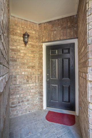 244 Turnberry Lane, Lewisville, TX 75067