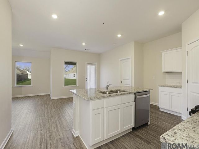 7800 Collin Trails, Denham Springs, LA 70726