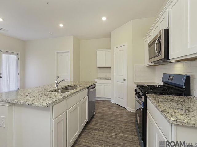 7800 Collin Trails, Denham Springs, LA 70726