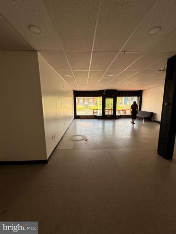 1400 ELIZABETH AVE, Reading, PA 19605