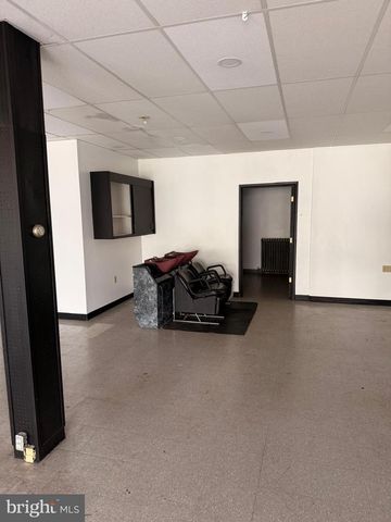 1400 ELIZABETH AVE, Reading, PA 19605