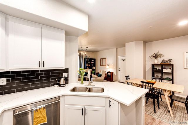 1631 W Canal Circle 813, Littleton, CO 80120