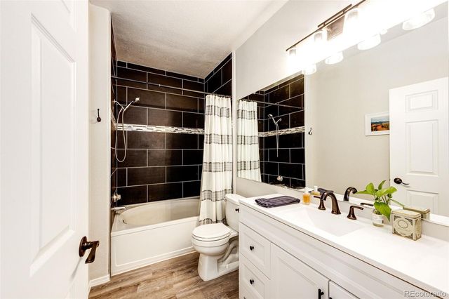 1631 W Canal Circle 813, Littleton, CO 80120