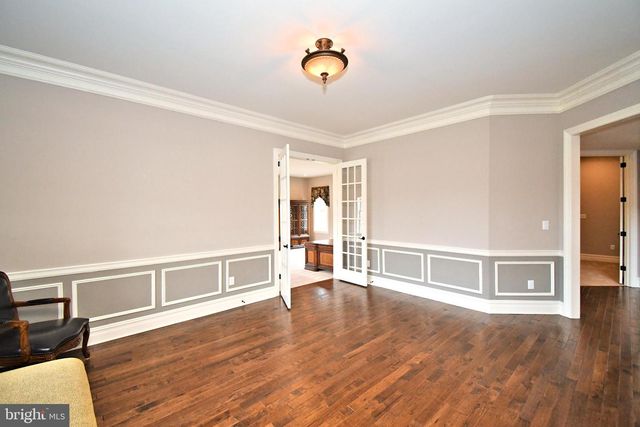 19 GOLDNEY DR, Newtown, PA 18940