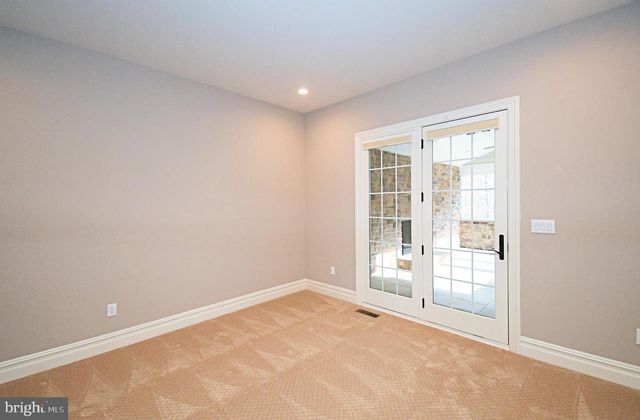 19 GOLDNEY DR, Newtown, PA 18940