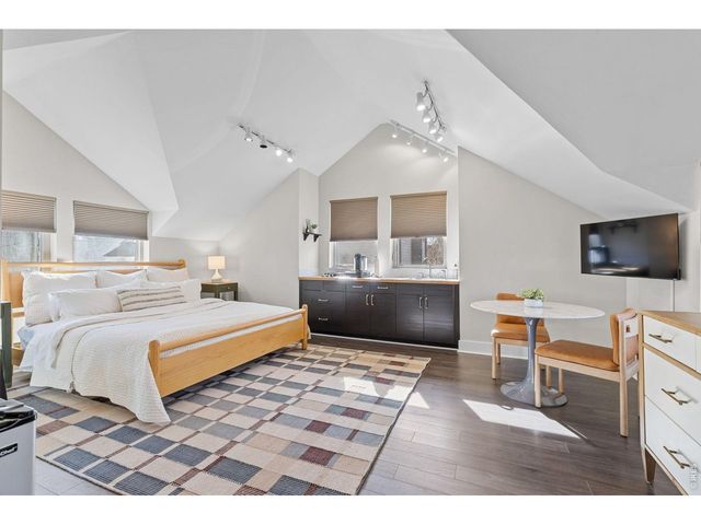 1885 Quince Ave, Boulder, CO 80304