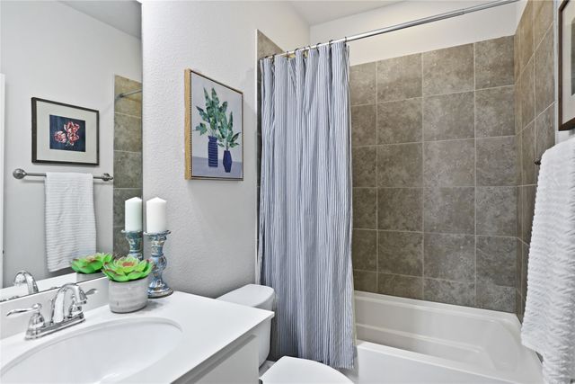 2204 Russells Way, Mckinney, TX 75070