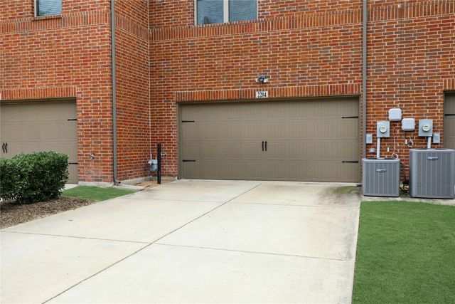 2204 Russells Way, Mckinney, TX 75070