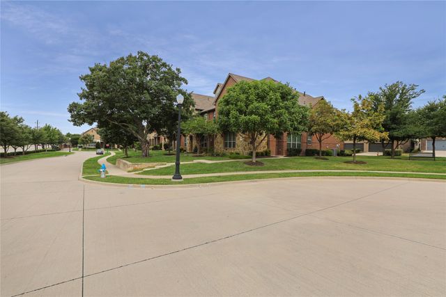 2204 Russells Way, Mckinney, TX 75070