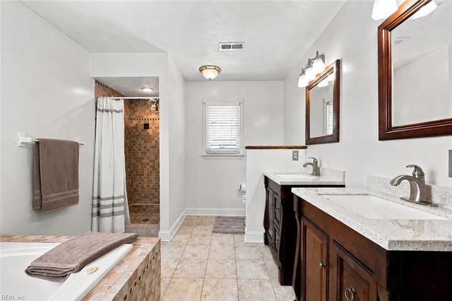 608 Archer CT, Chesapeake, VA 23322