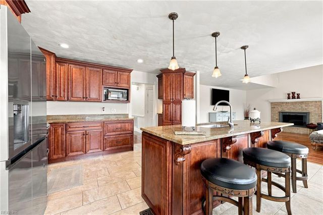608 Archer CT, Chesapeake, VA 23322