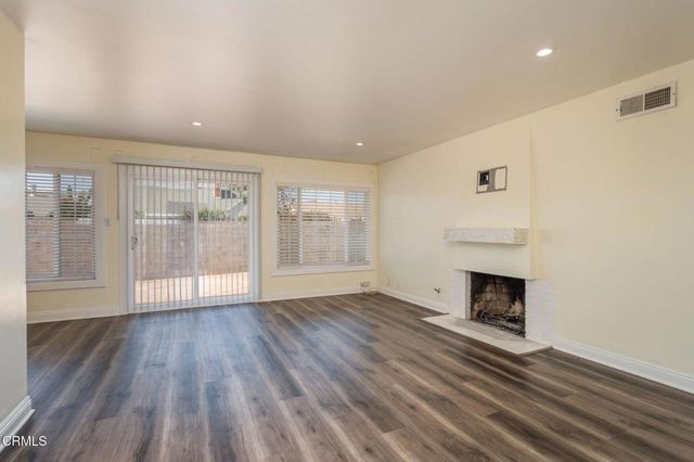 1109 Douglas Avenue, Oxnard, CA 93030