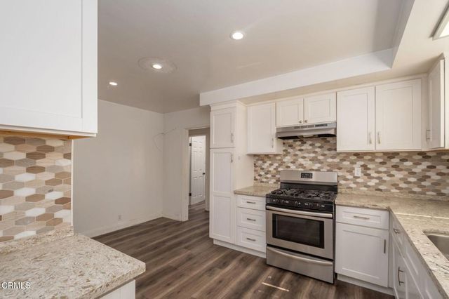 1109 Douglas Avenue, Oxnard, CA 93030