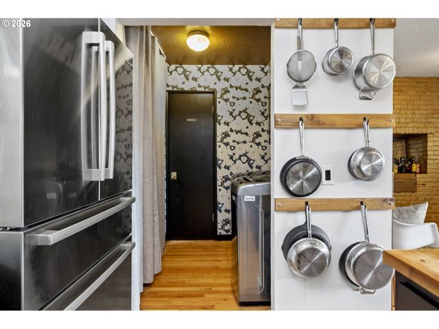 28 Se 111TH Ave, Portland, OR 97216