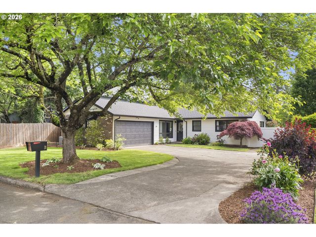 28 Se 111TH Ave, Portland, OR 97216