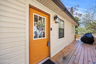 1305 Cove Pointe Rd, Lafollette, TN 37766