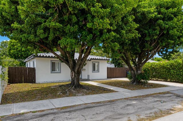 270 NW 51st Avenue, Miami, FL 33126