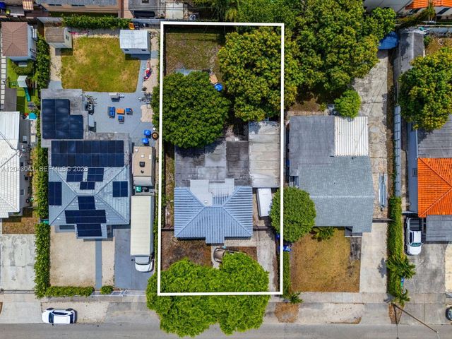 270 NW 51st Avenue, Miami, FL 33126